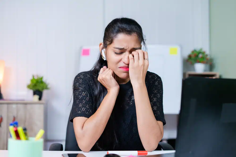 Medium,Shot,Of,Frustrated,Sad,Crying,Young,Indian,Woman,At